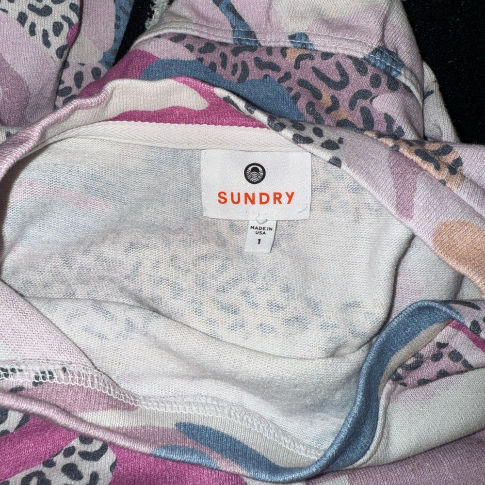 Sundry Abstract Camo Sweatsuit Size 1 small Set sweatshirt & joggers sweats - Picture 12 of 16